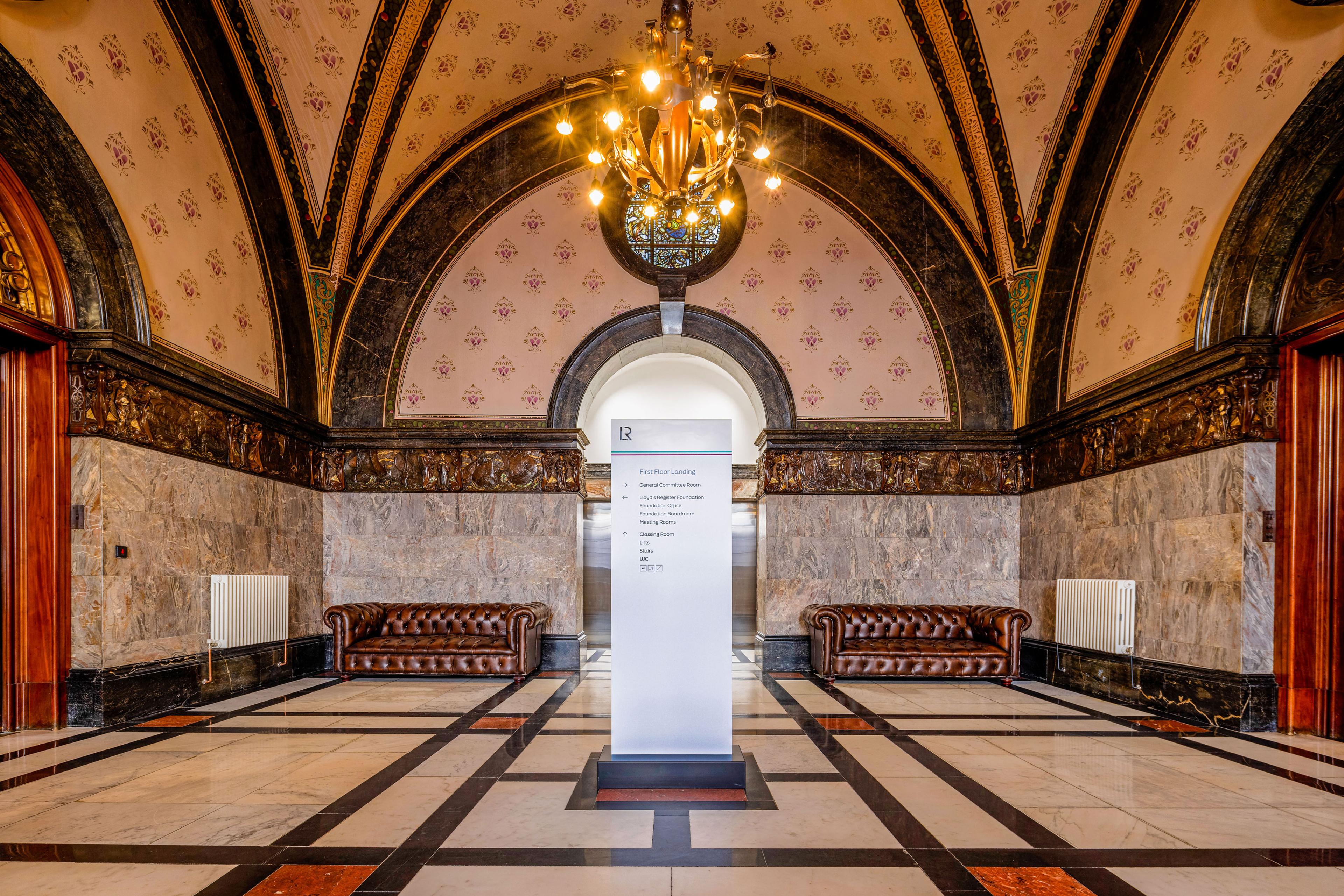 Onthree | LR | First Floor Landing Totem