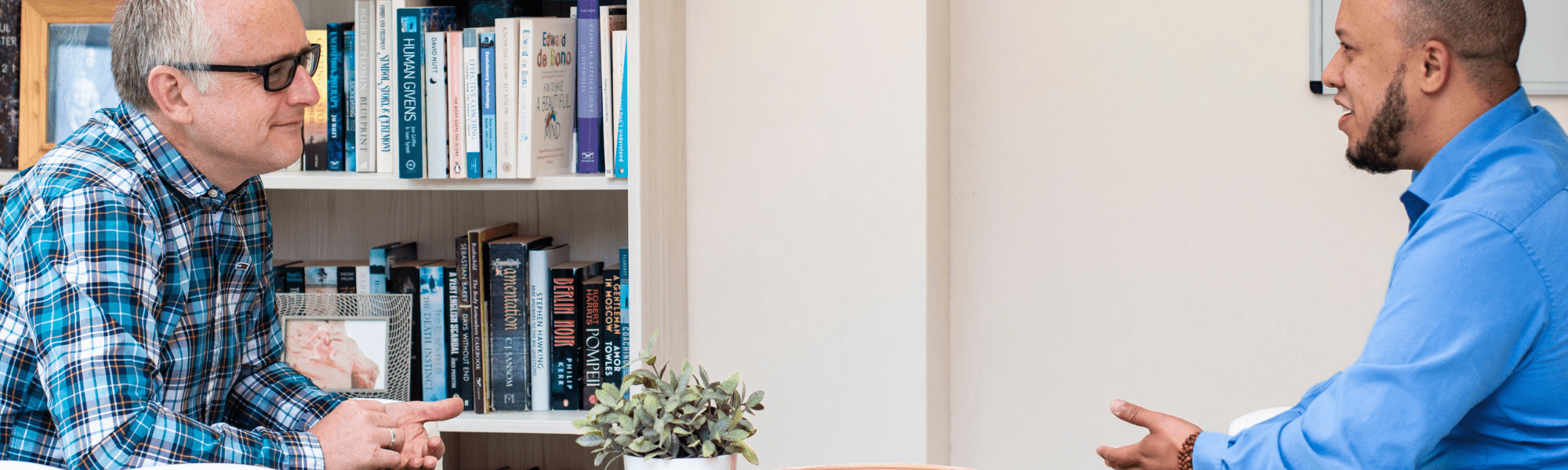 Six telltale signs it's time to consult a therapist: do you recognise them?