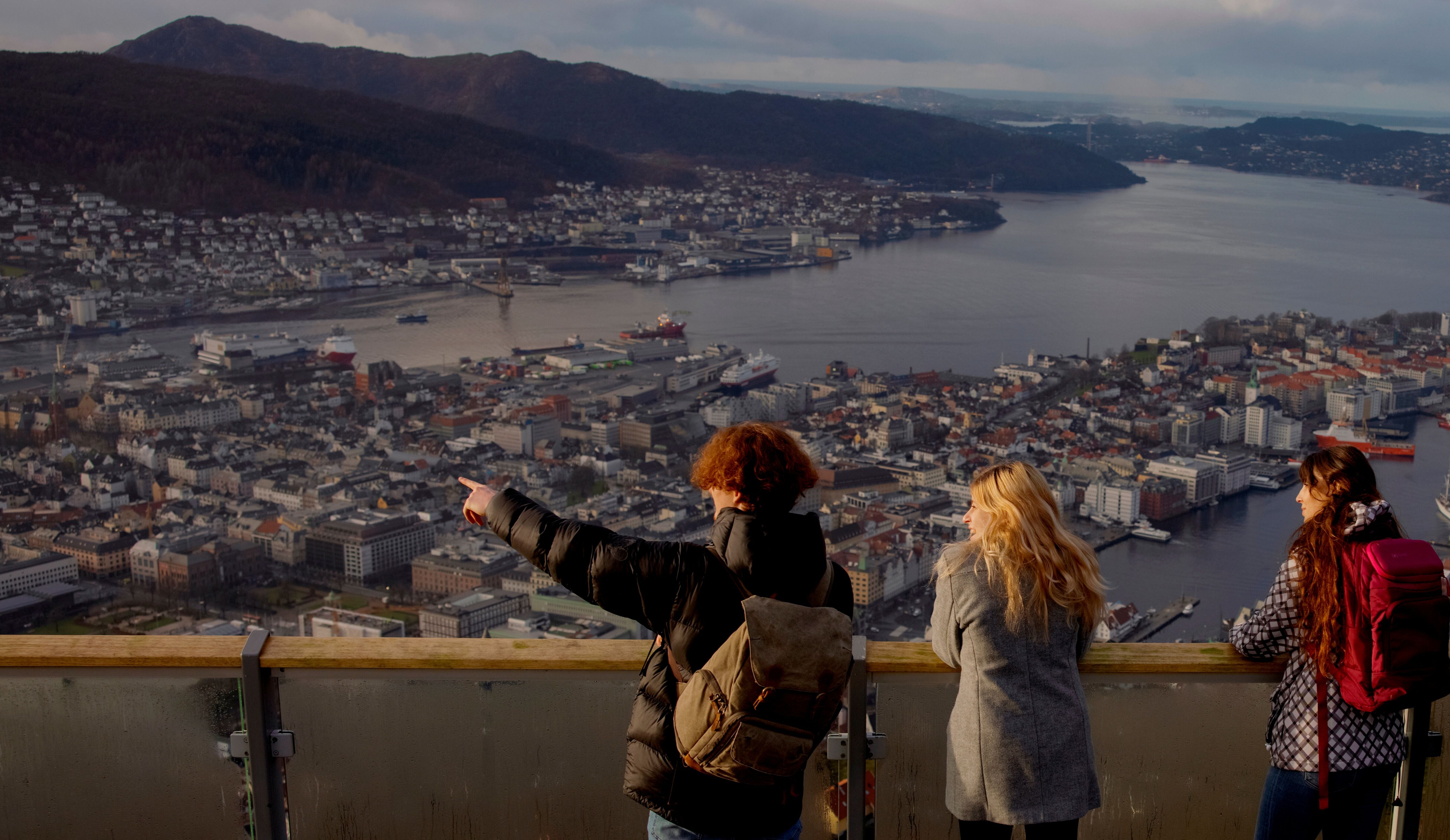 Støtter menneskerettighetsaktivister i utdanning