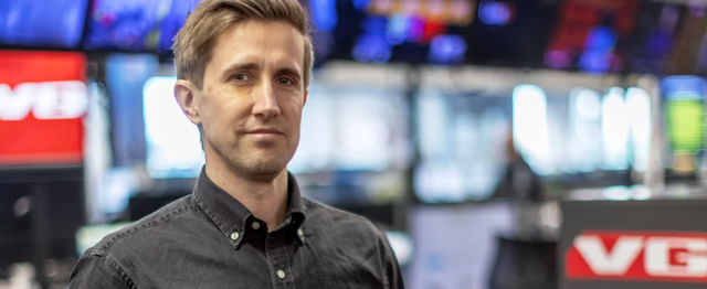 Marcus Husby er VGs redaksjonssjef for kunstig intelligens