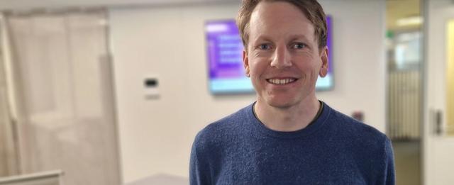Seniorrådgiver Terje Kolbu Jacobsen i HK-dir, som uttaler seg om kandidatundersøkelsen og fagskoleutdanning, i kontormiljø.