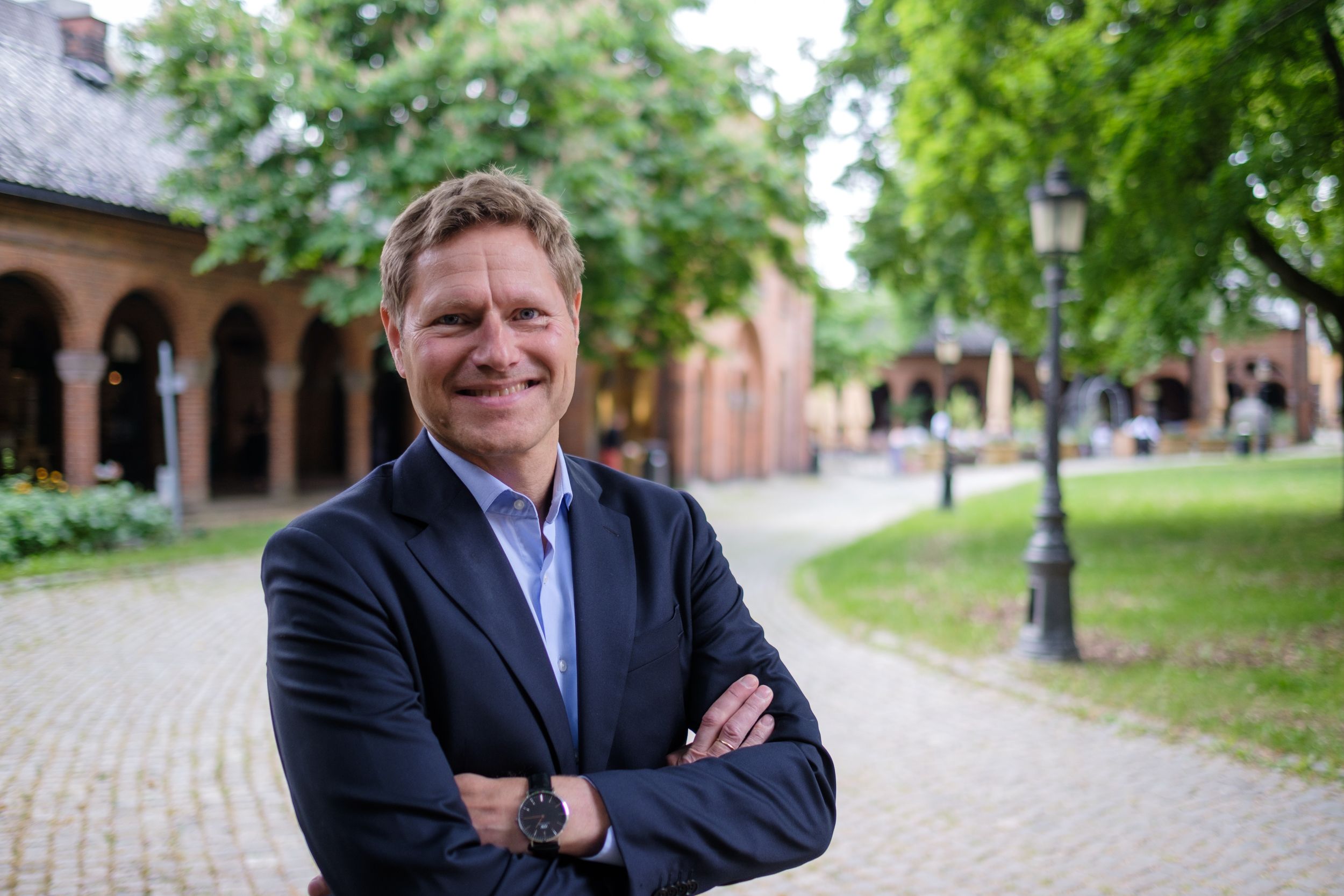 Sveinung Skule, direktør i Direktoratet for høgare utdanning og kompetanse (HK-dir), fotografert utandørs.