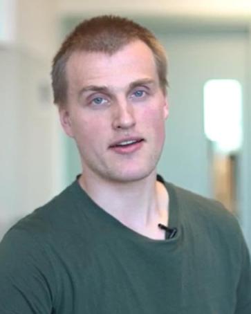 Kristian Spikkeland bygde vidare på fagbrevet med høgare yrkesfagleg utdanning og jobbar i dag som lærar ved Fagskulen i Agder.