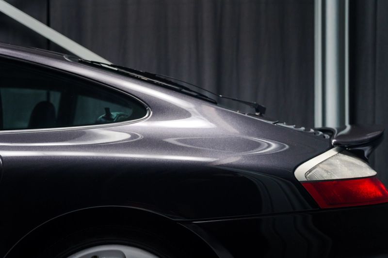 Porsche 996 Turbo - detail 14