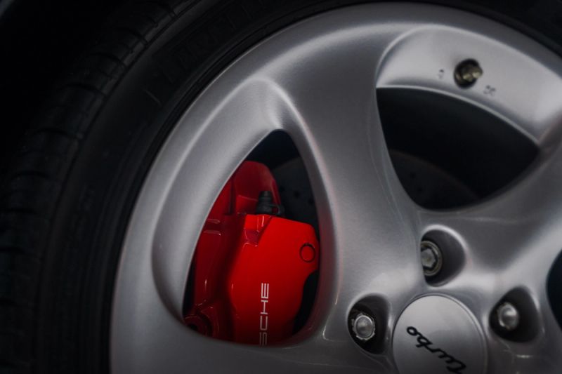 Porsche 996 Turbo - detail 16
