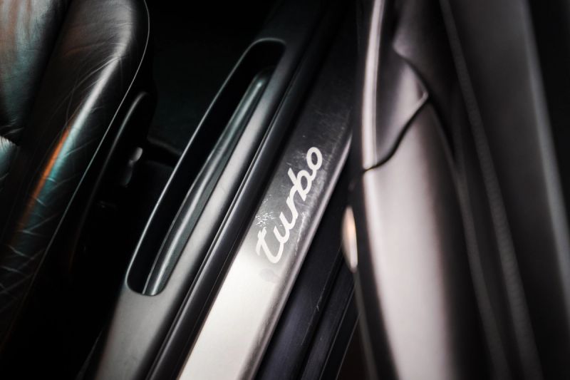 Porsche 996 Turbo - detail 15