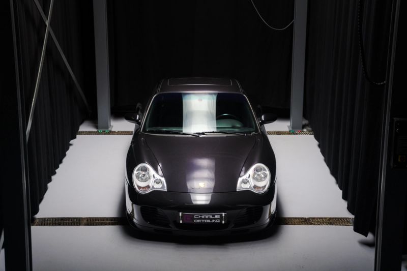Porsche 996 Turbo - detail 17