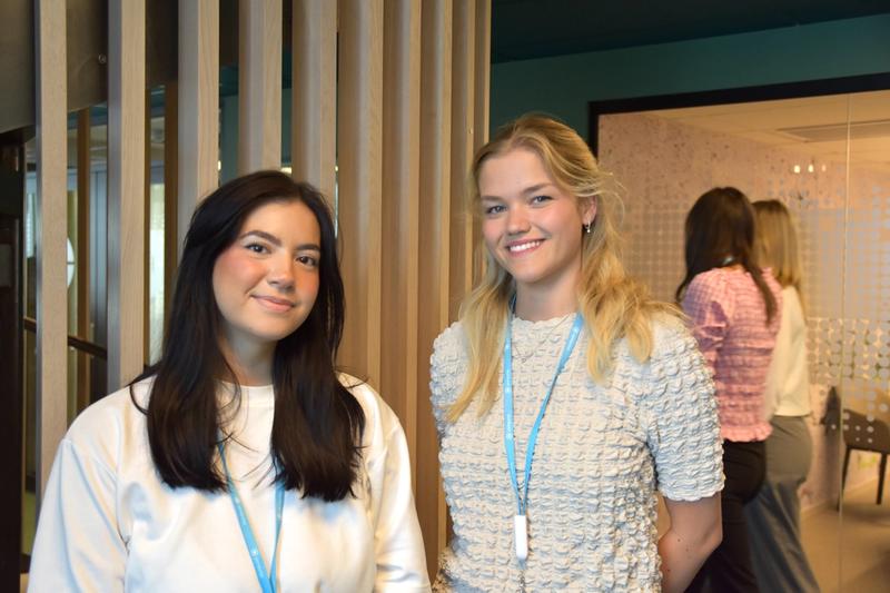 Zehra og Caroline