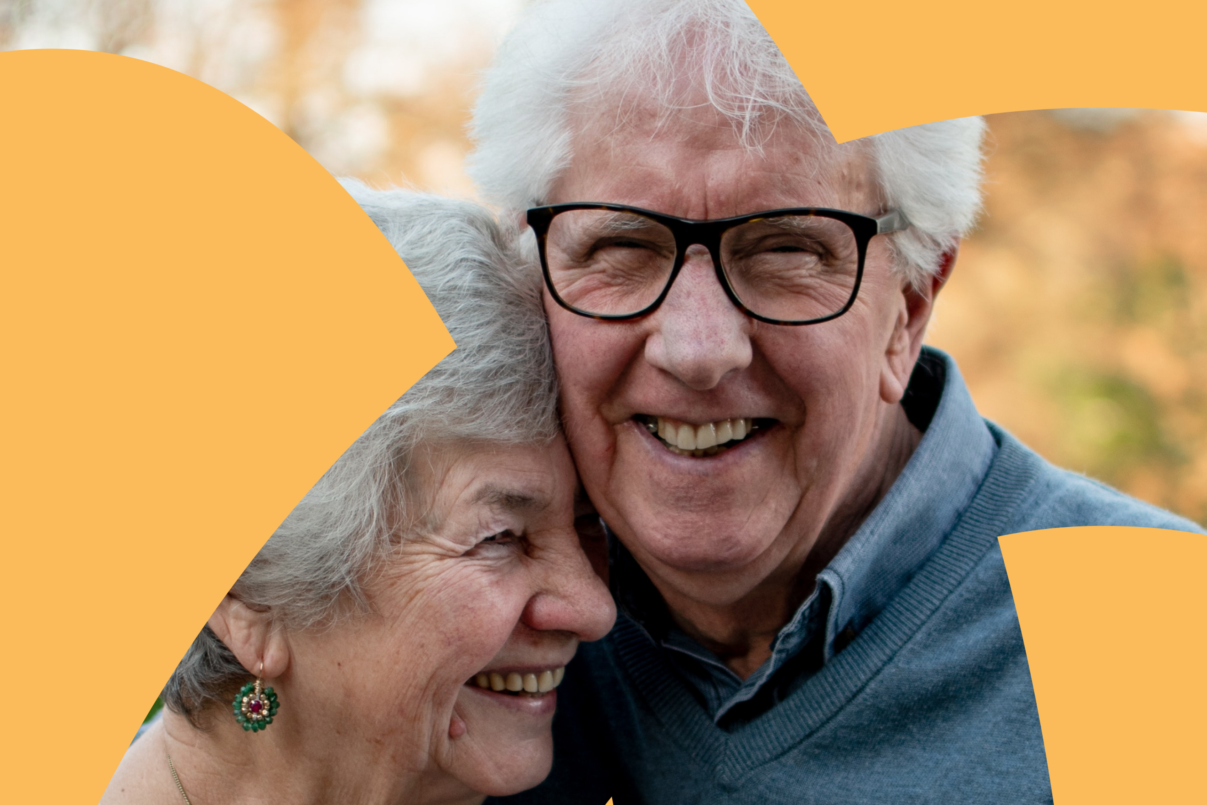 Mojo mortgages Gatsby.js & Contentful website - elderly couple hugging