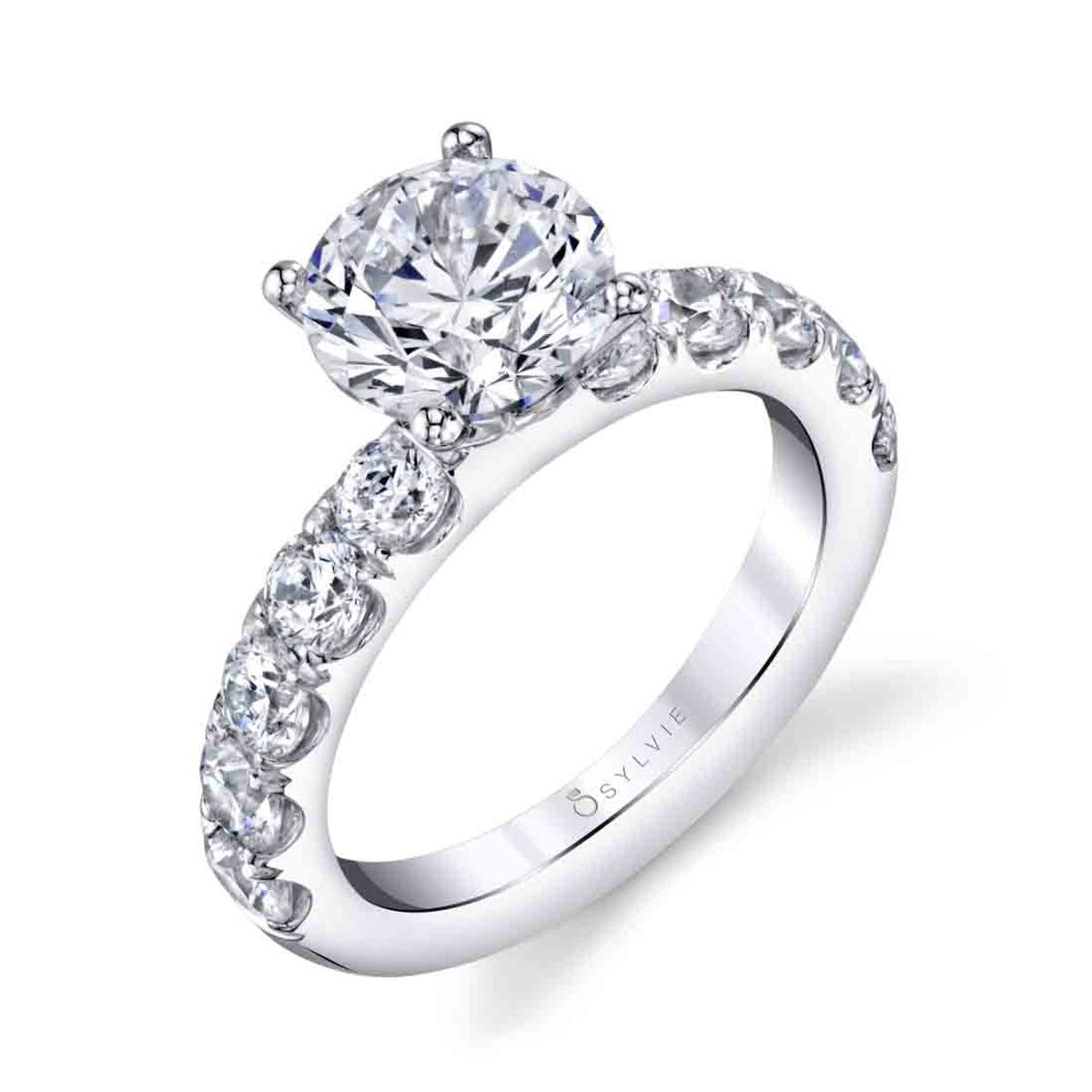 Round Engagement Ring