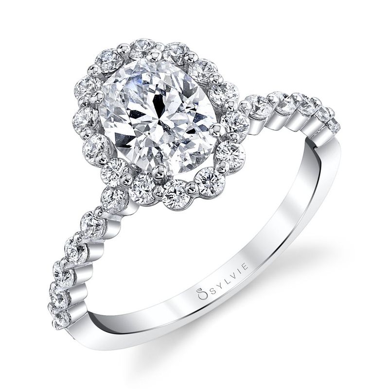 Oval Diamond Engagement Ring
