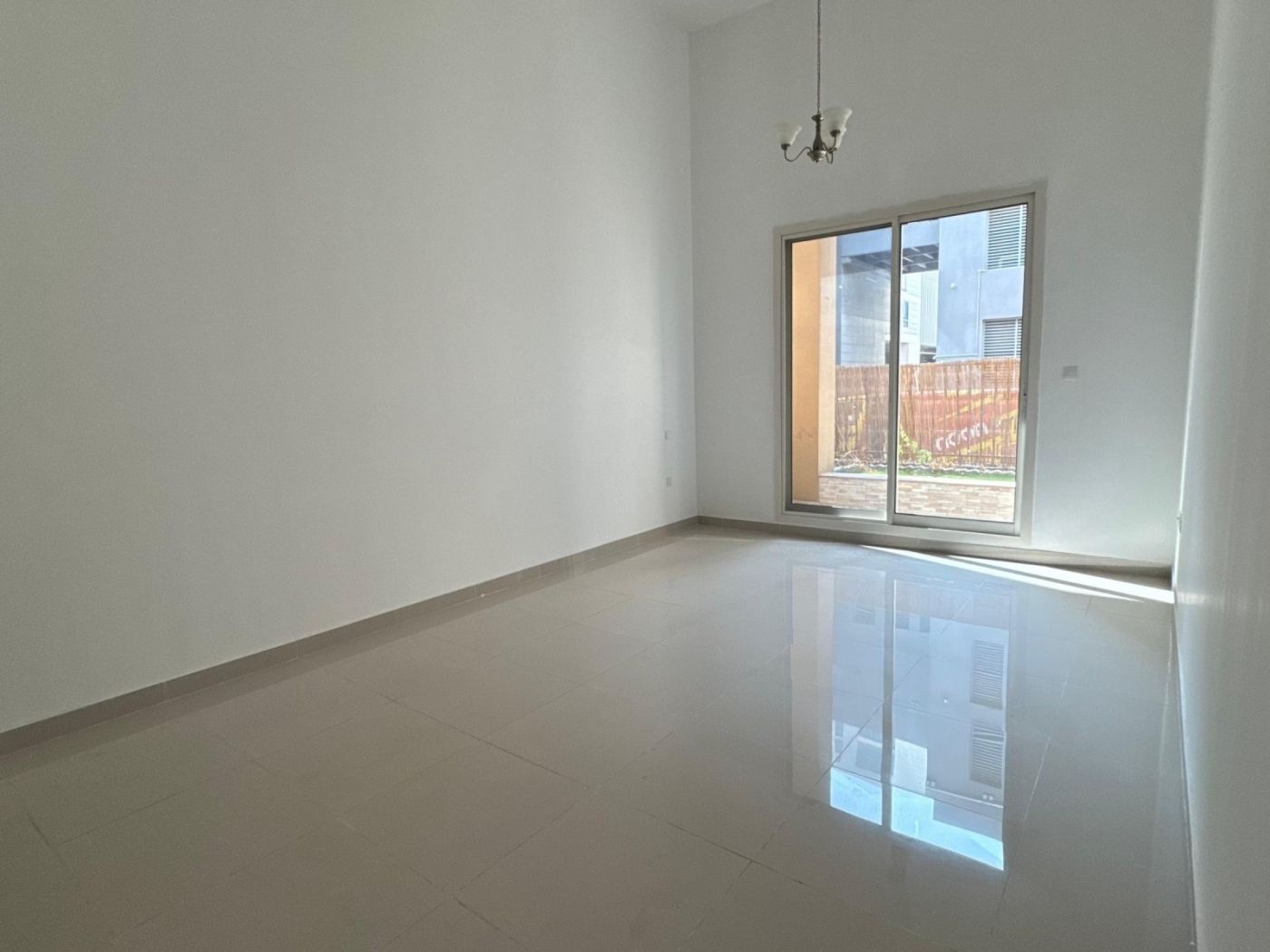 Image - Bright open layout |Modern Kitchen | Vacant