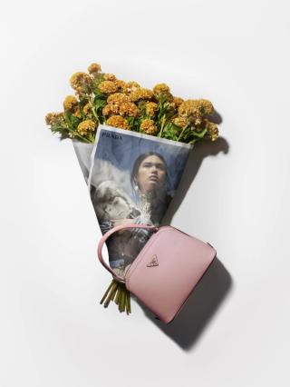 Prada_Adrian_BagwithBouquet_P0036_FINAL_V2_S.jpg
