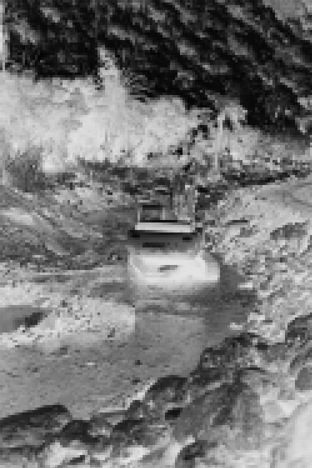 Missing alternative text