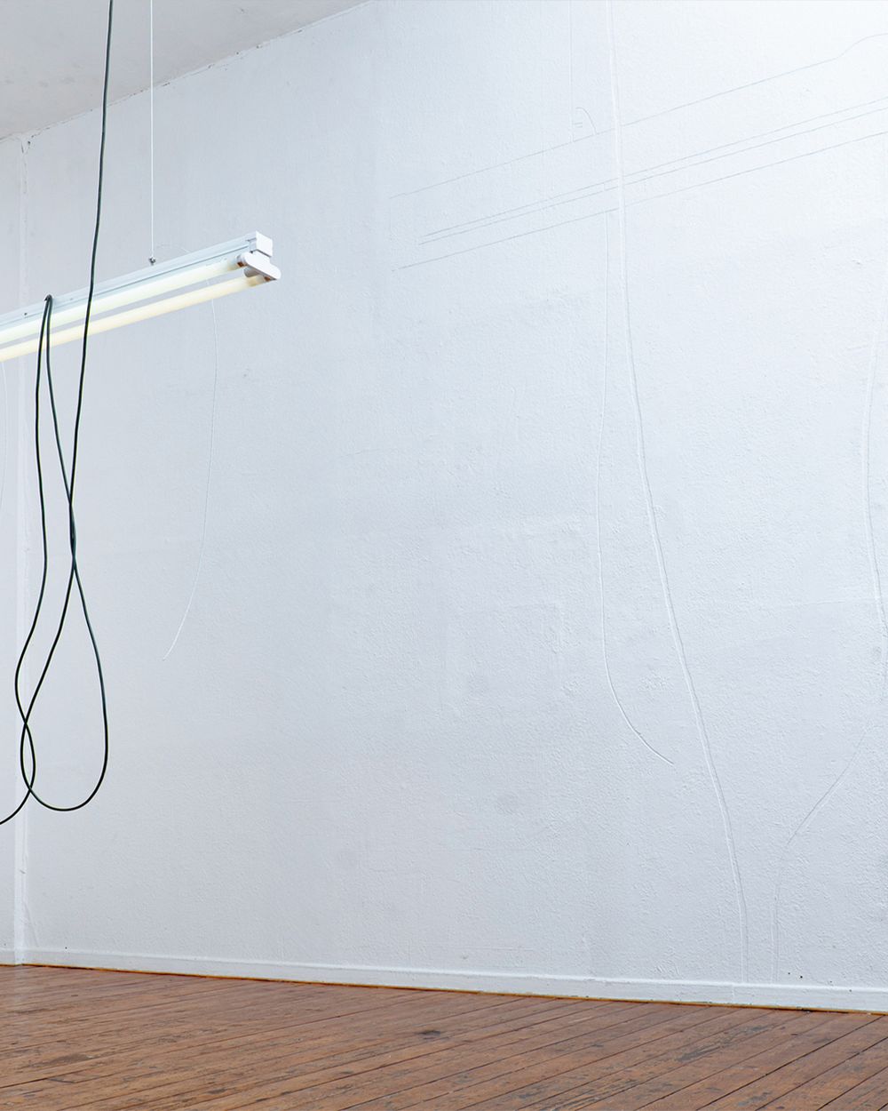 Missing alternative text