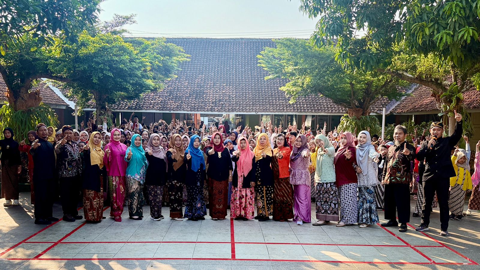 Memaknai Semangat Kartini di SDN 1 Kober: Menanamkan Humanisme dan Penghormatan Terhadap Perempuan