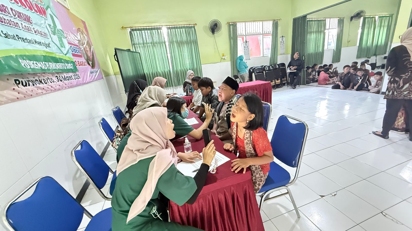 Wujudkan Generasi Sehat, Puskesmas Purwokerto Barat Gelar Cek Kesehatan Gratis di SDN 1 Kober