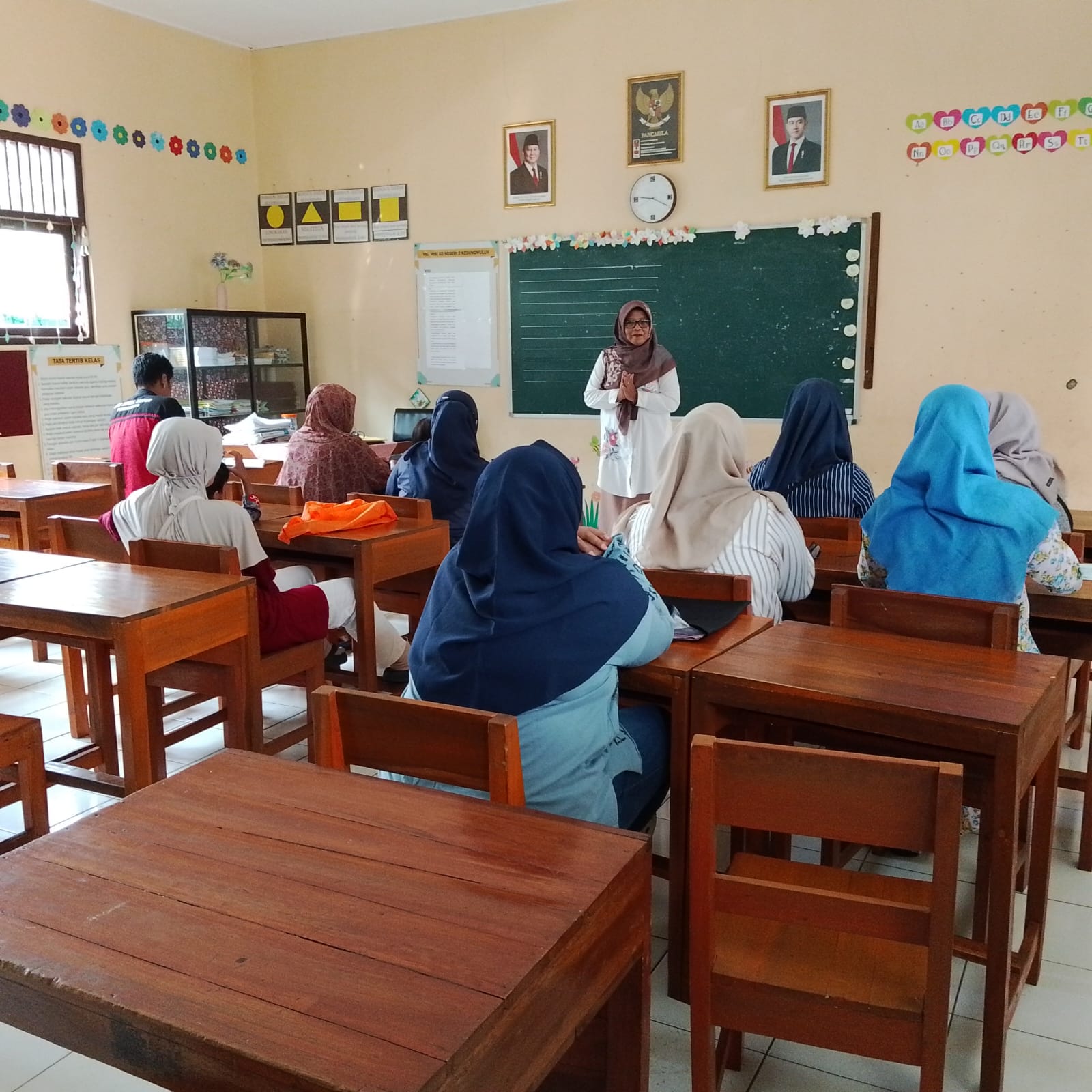 Antusias Wali Murid Warnai Sosialisasi SPMB SDN 2 Kedungwuluh Tahun Ajaran 2026/2027, Bersama Membangun Generasi Berkarakter, Berprestasi, dan Berakhlak Mulia.