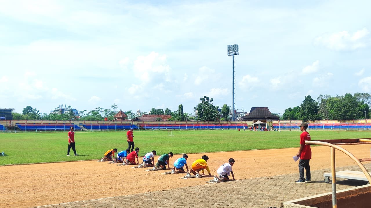 Mengukir Prestasi di Arena Kabupaten: Atlet Hebat SD Negeri 2 Karanglewas Lor Tampil Membara di O2SN Banyumas