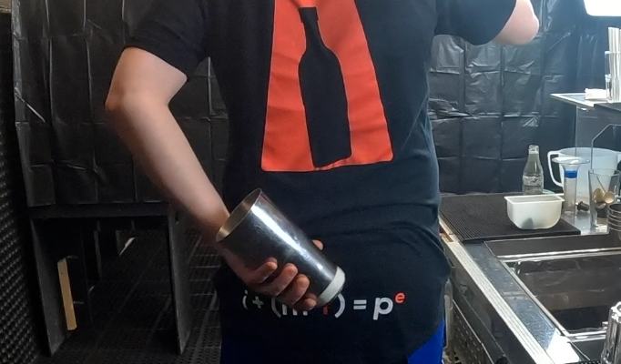 Shaker Behind the Back