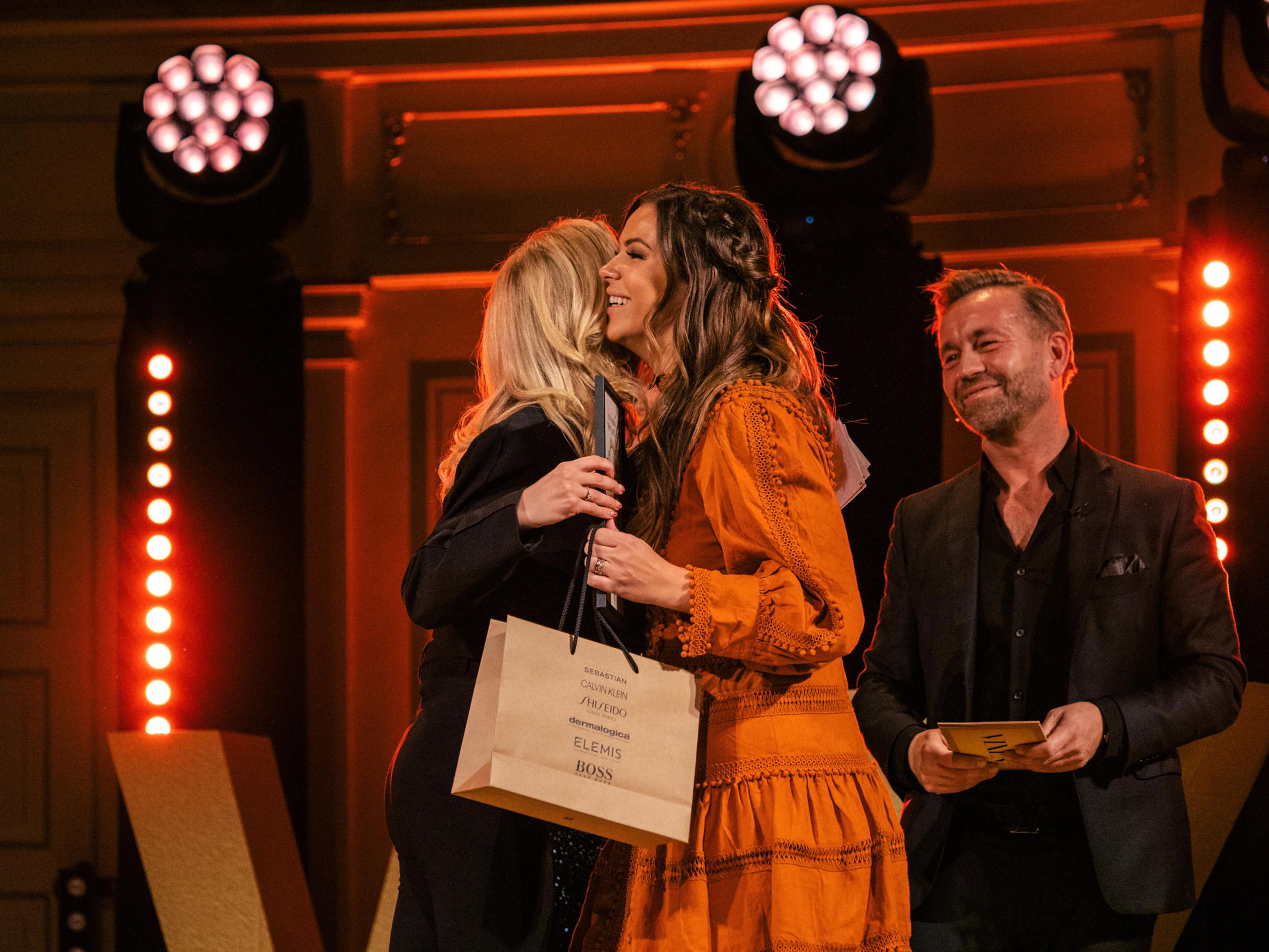Sara Emilie Tandberg mottar prisen får "Årets influencer: Livsstil".