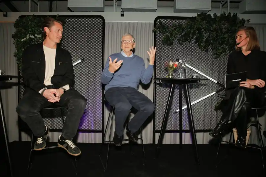 Niklas Adalberth, Bill Gates och Sofia Lindelöw. Foto: Cornelia Bazley.