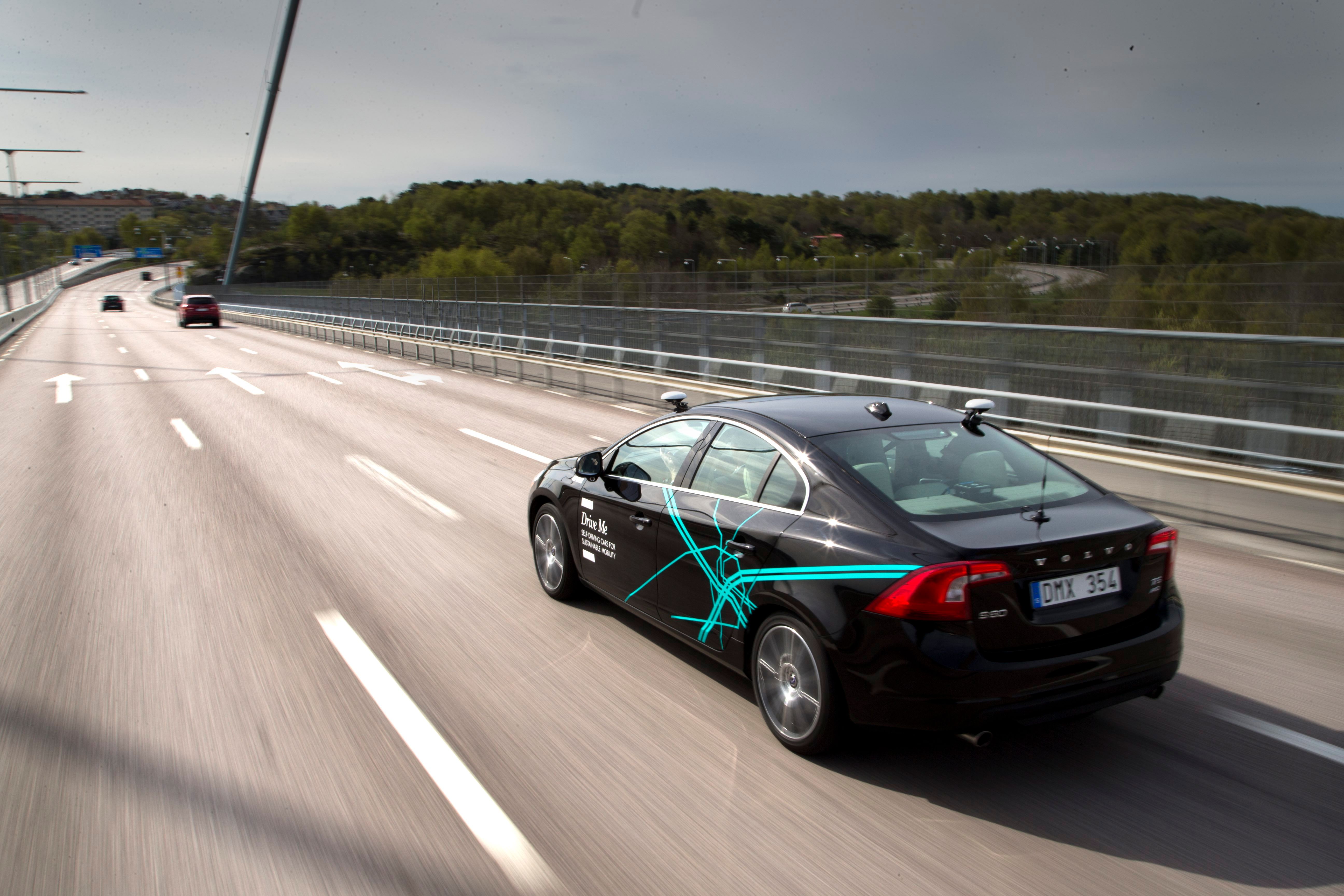 Genrebild på självkörande bilar från Volvo Cars som testades för snart tio år sedan. Foto: Björn Larsson Rosvall/TT