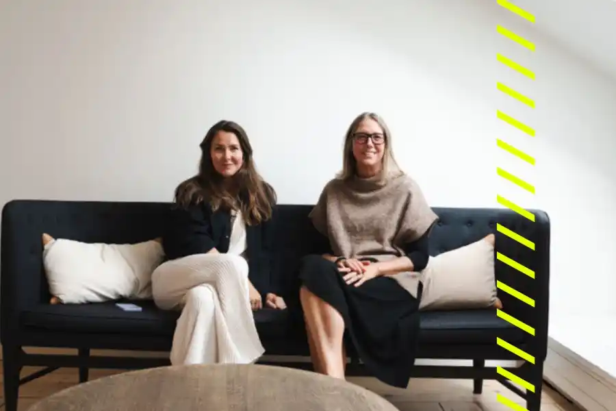 Charlotte Sundåker och Carina Johed. Foto: pressbild.