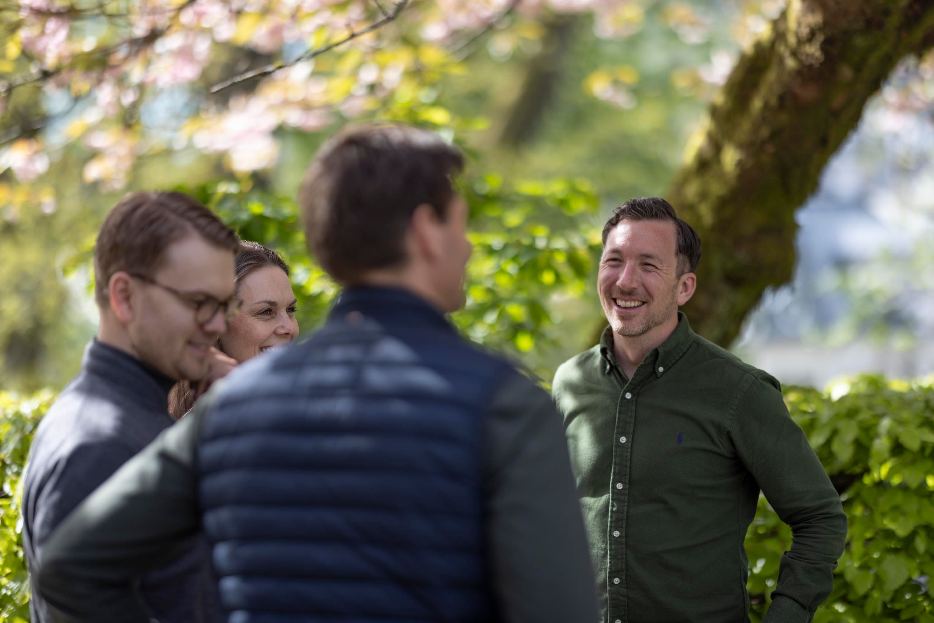 Svein Ove Langeland med sina kollegor på Momentum Partners. Foto: Pressbild
