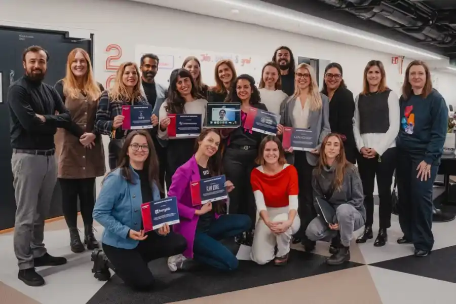 A showcase of the EIT Community Supernovas startup ecosystem. Celeste Reglá at front row, second from right.