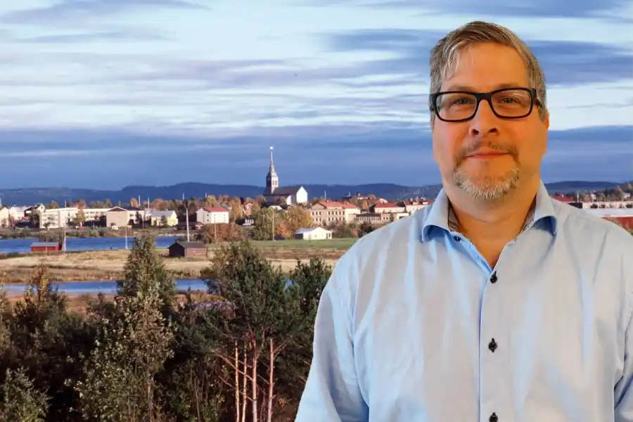 Jan Johansson, kommundirektör i Överkalix. Pressbild / TT (montage).