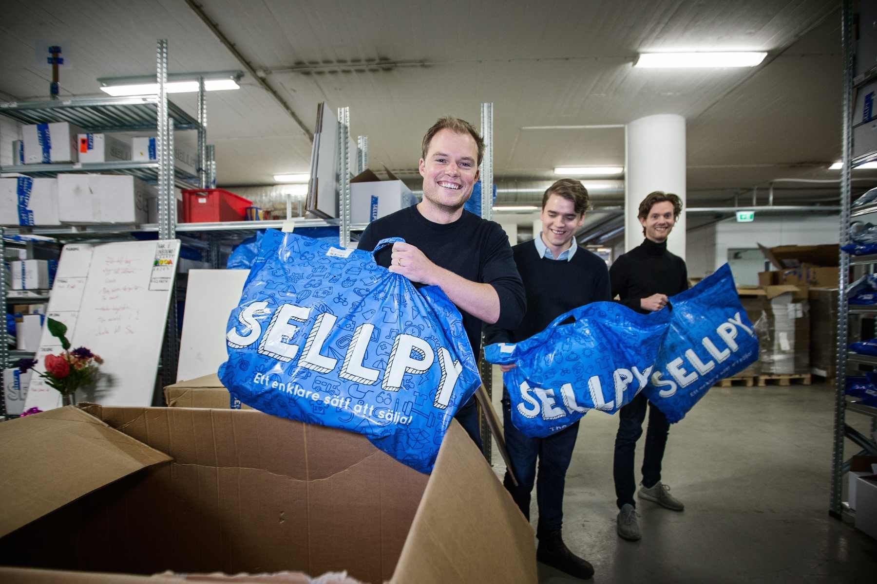 Michael Arnör, Philip Gunnstam och Oskar Nielsen, grundare av Sellpy. Foto: Adam Wrafter / TT.