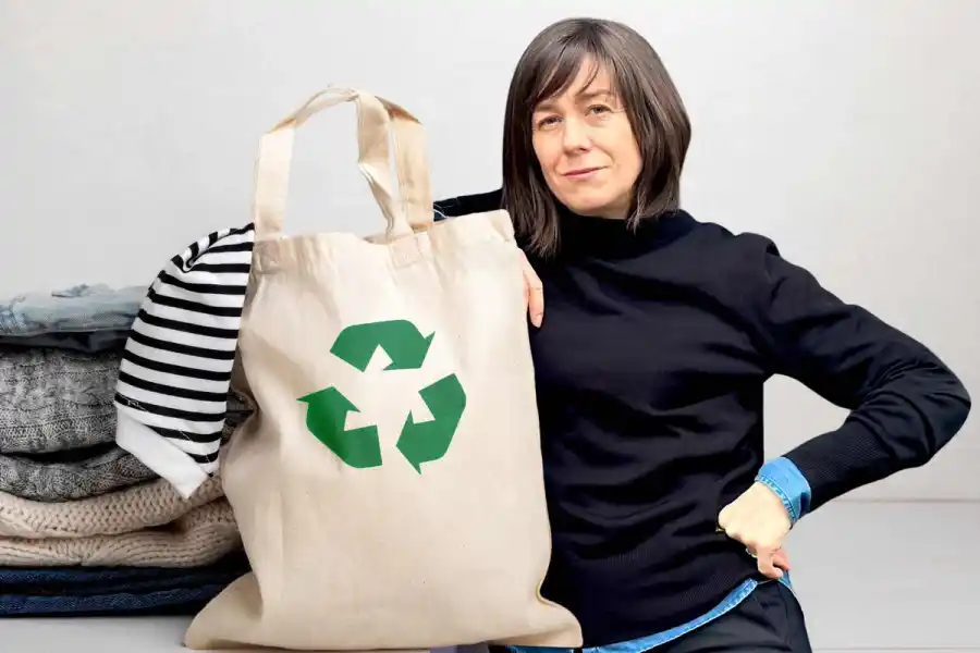 Emma Ytterstad på Freyah. Bilden är ett collage.