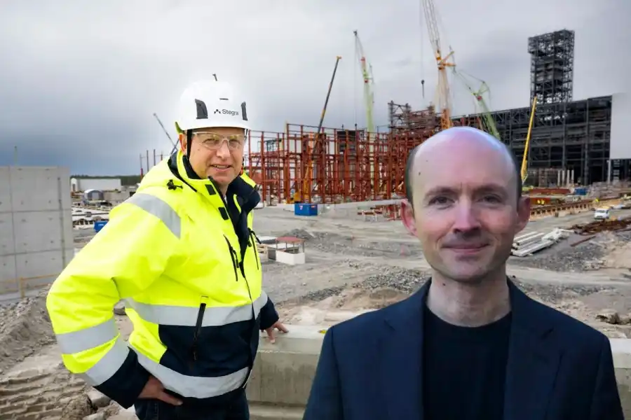 Henrik Henriksson, vd för Stegra, och Simon Sharpe, chef på S-Curve Economics. Foto: TT/Pressbilder.