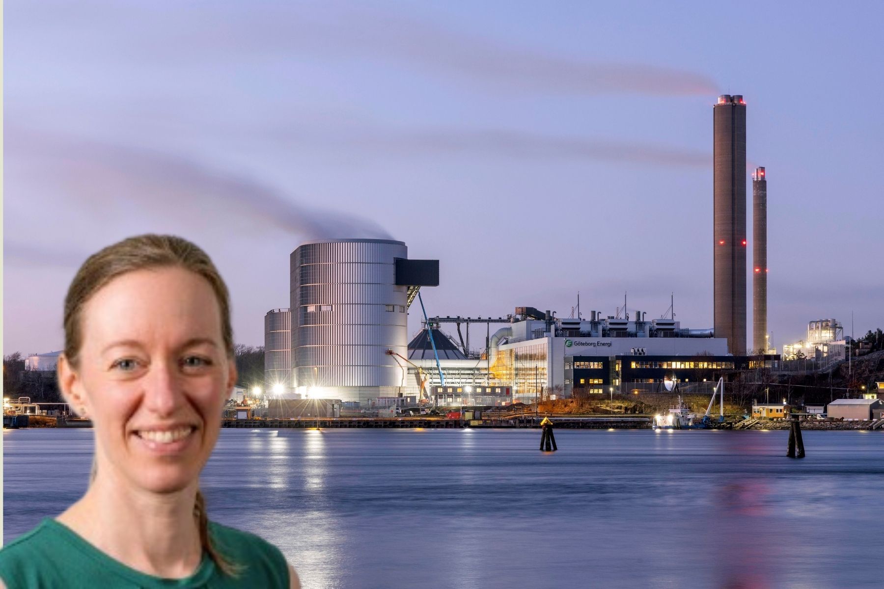 Linda Bergström, utvecklingsledare på Göteborg Energi, och den nya bioångpannan. Pressbilder.