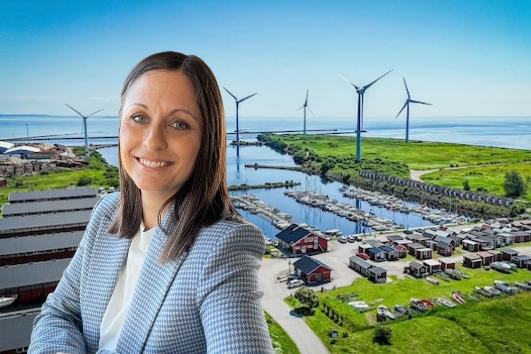 Paulina Claeson, biträdande förvaltningschef i Falkenbergs kommun och vindkraftverken i Lövstaviken. Pressbilder (montage).