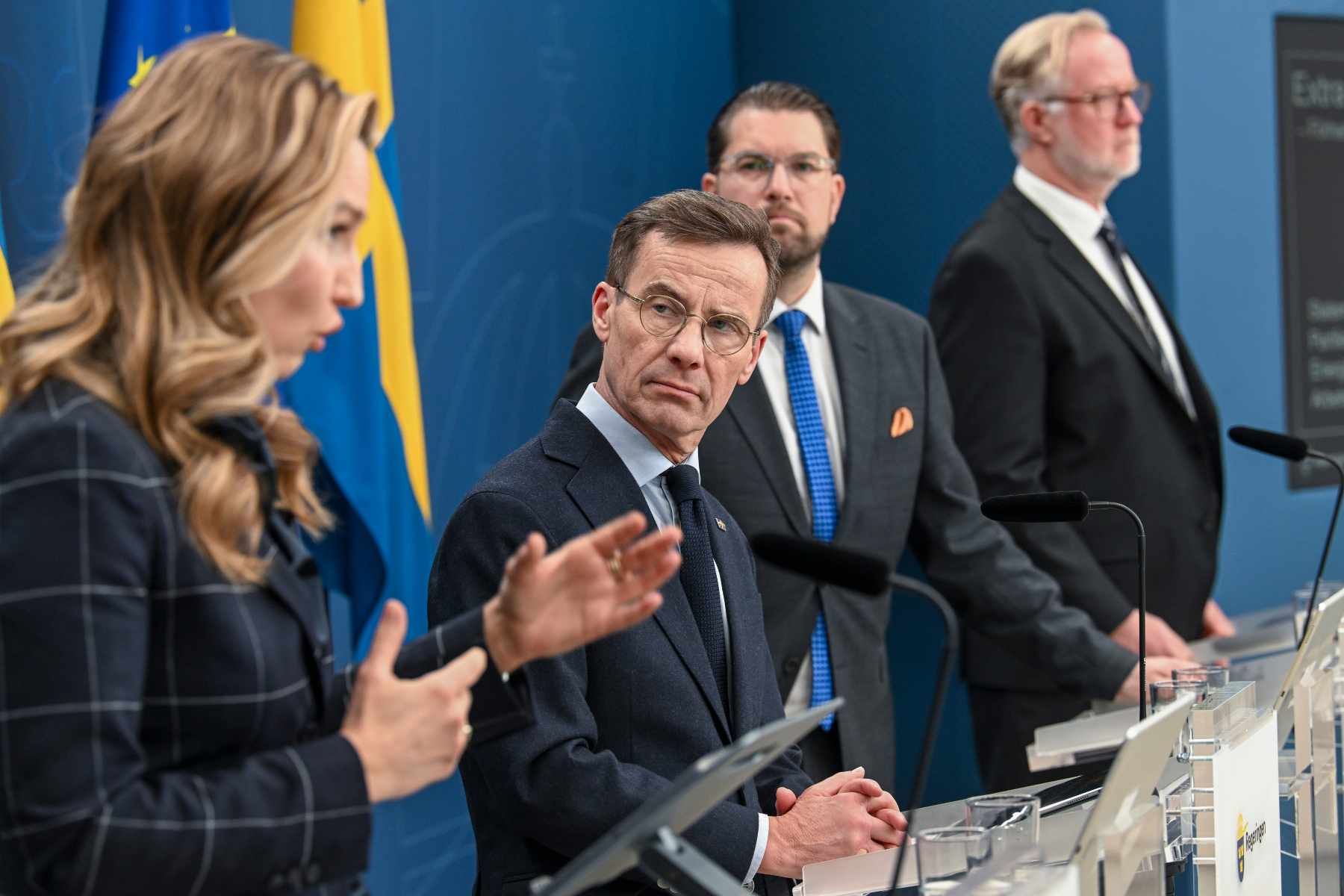 Ebba Busch (KD), Ulf Kristersson (M), Johan Pehrson (L) och Jimmie Åkesson (SD). Foto: Fredrik Sandberg / TT.
