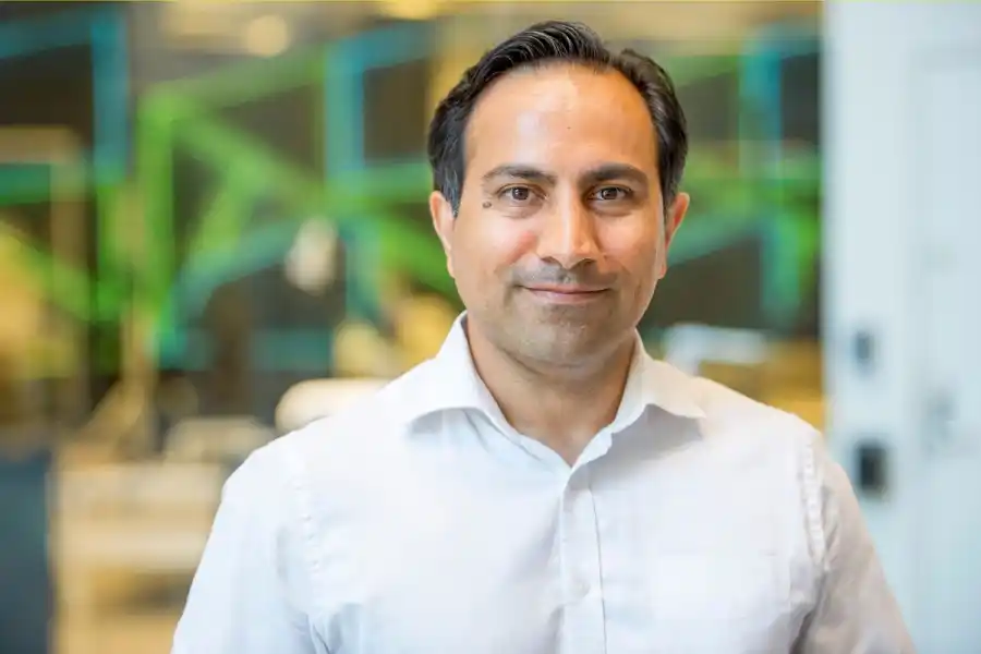 Majid Madadi, medgrundare och vd på biomaterialbolaget Fibu. Foto: Pressbild.Majid Madadi, medgrundare och vd på biomaterialbolaget Fubi. Foto: Pressbild.