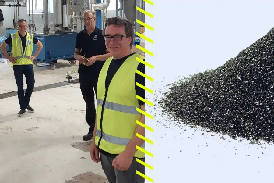 Juho-Matti Karpale, vd på LignEasy och Eric Enqvist, styrelseledamot i LignEasy i västarna. Foto: Pressfoton.