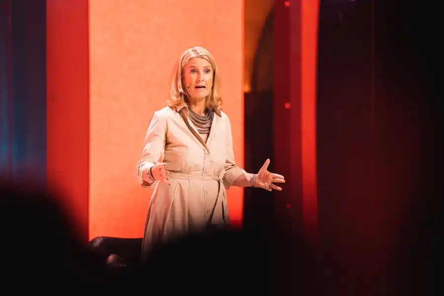 Annika Sten Pärson. Foto: Jean Lapin.