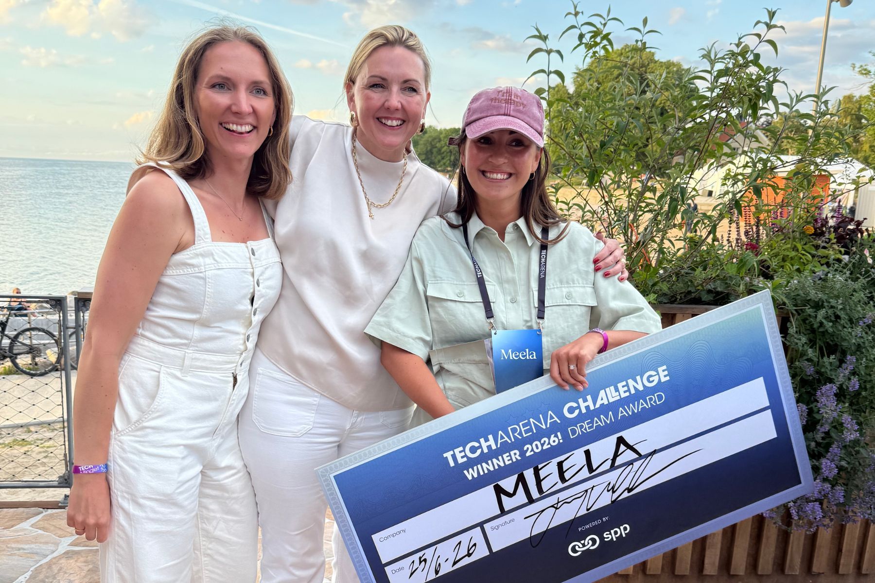 Johanna Lundgren Gestlöf och Jenny Rundbladh (SPP) och Amalie Angelskår (Meela).