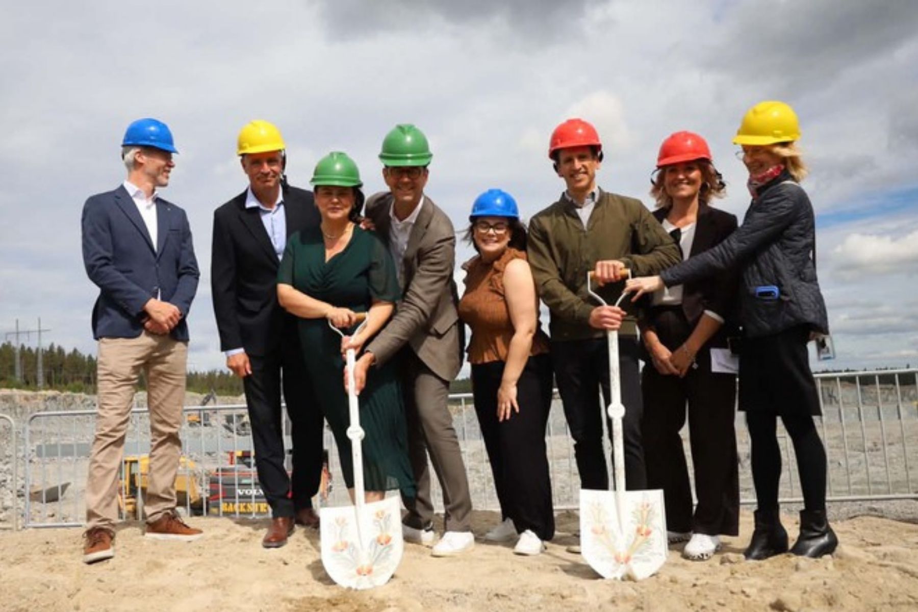 Nytt spadtag för Googles datacenter i Dalarna. Pressbild.
