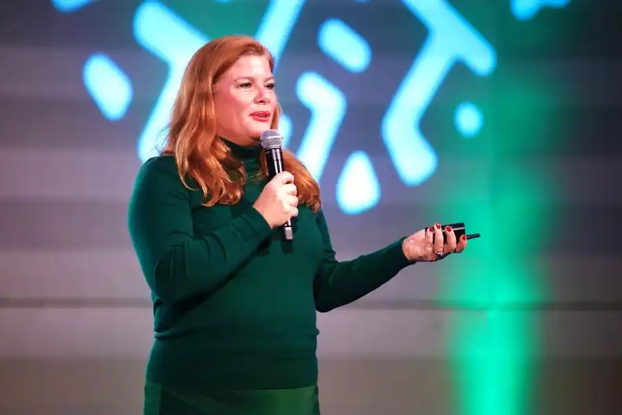 Elonroads vd och medgrundare Karin Ebbinghaus när hon pitchade för juryn. Foto: Pressbild