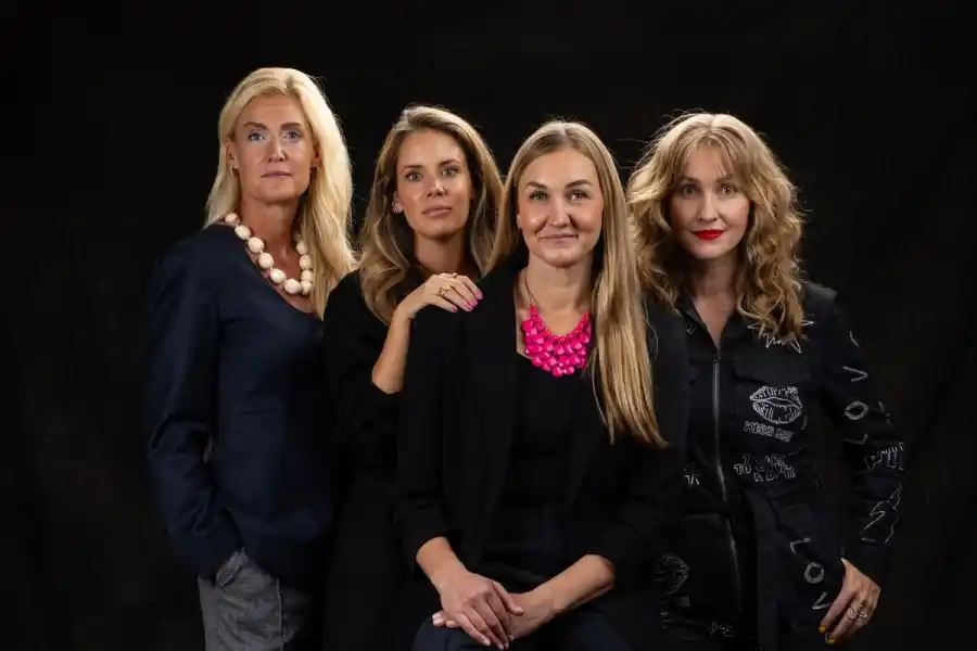 Victoria Kopylov, Nicolina Kindblom, Ulrika Nerelius och Lise Alm på Arco. Foto: Pressbild.