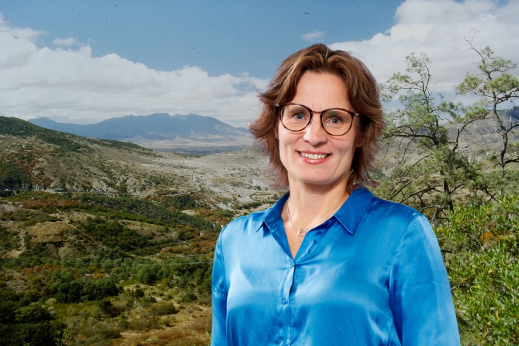 Sveriges EU-kommissionär Jessika Roswall. Pressbild / Canva (montage).