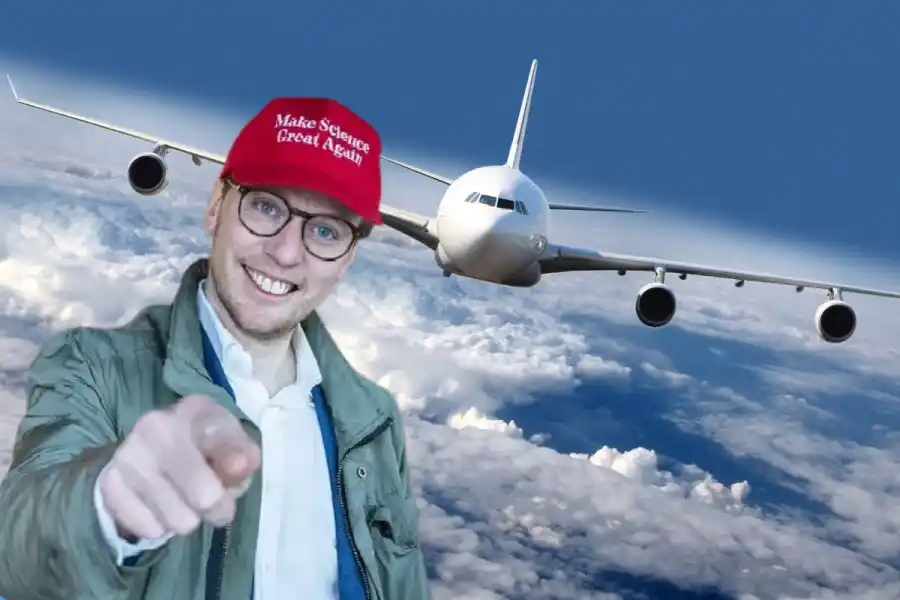 Ingmar Rentzhog, grundare av We don't have time, flyger igen. Foto: Pressbilder (montage).