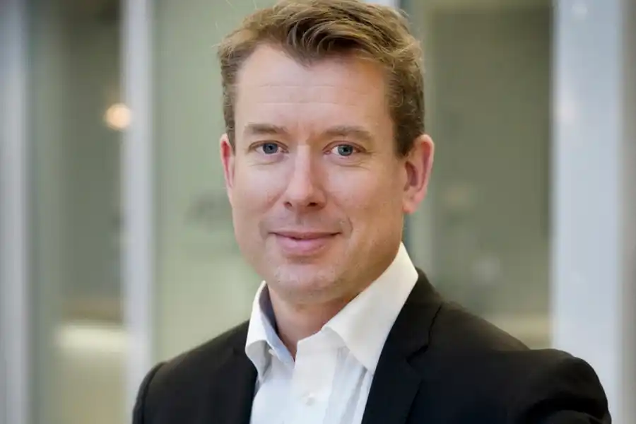 Mattias Ringqvist, styrelseordförande och ny vd för Svea Solar och tidigare vd för Verisure. Foto: Anna Hållams