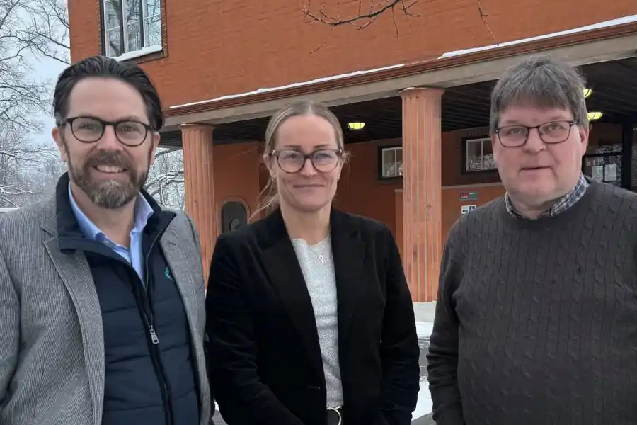 Sebastian Cabander, vd Karlskoga energi och miljö, Maria Skoglund, Ludvikas kommundirektör och Leif Pettersson (S), kommunstyrelsens ordförande.
