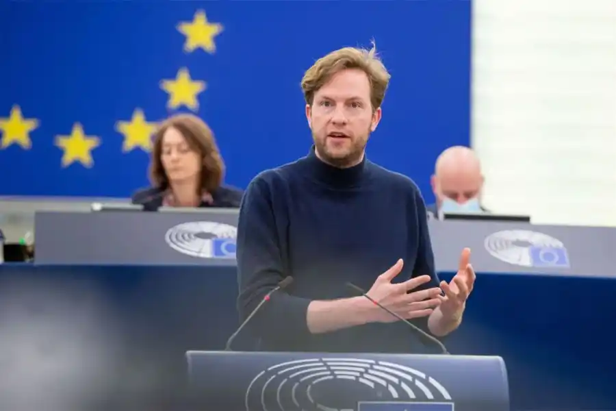 Damian Boeselager, a German MEP for the Volt party, proposed requiring Europe’s largest pension funds to put 2% of their assets into venture capital. Credit: Alamy