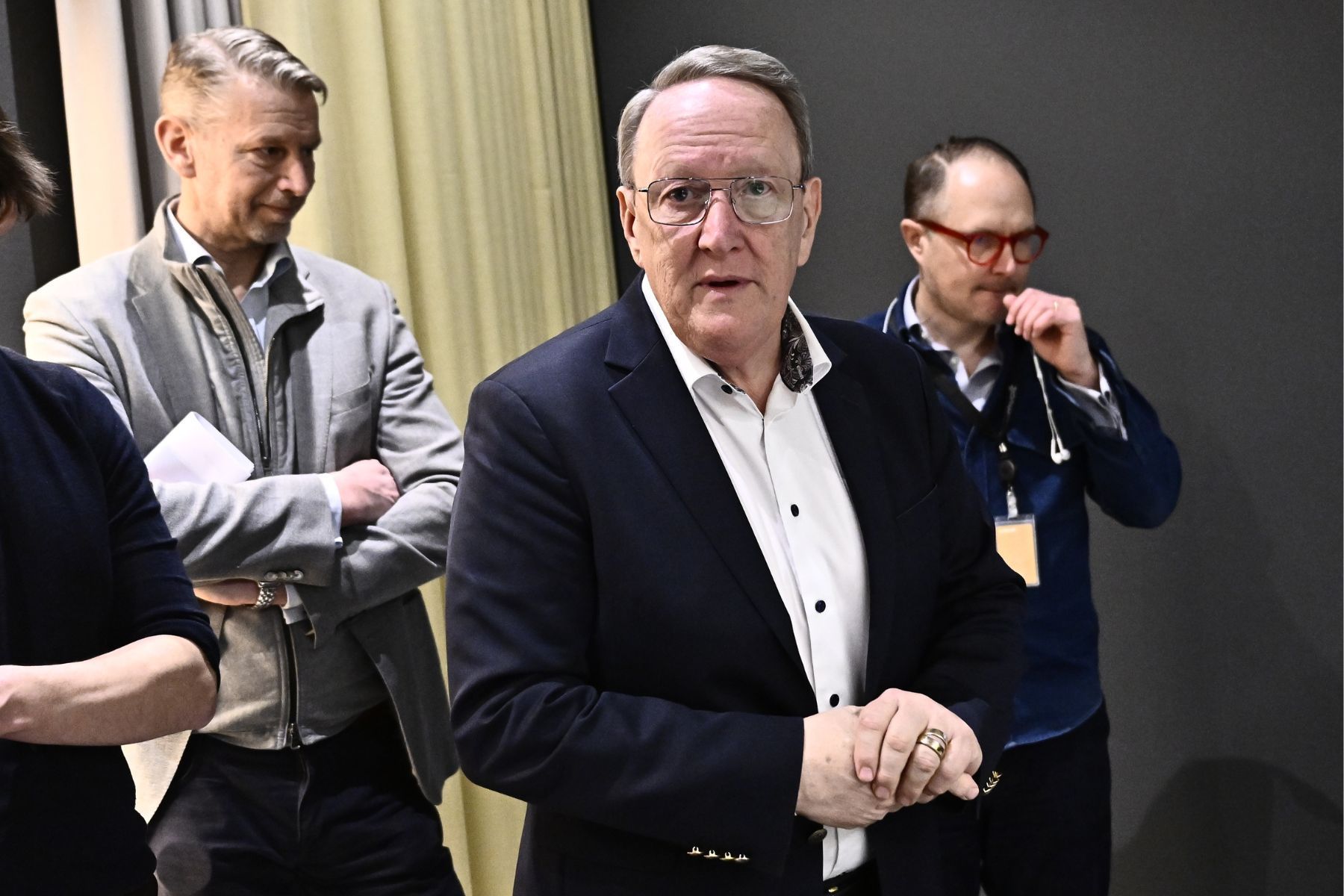 Peter Carlsson, Tom Johnstone, and Erik Zsiga from Northvolt at the press conference. Photo: TT.